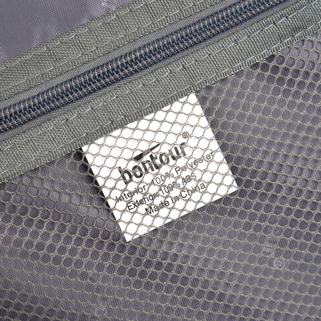 BONTOUR “spinner” közepes duplakerekes gurulós bőrönd, púderzöld-VASBÚTOR