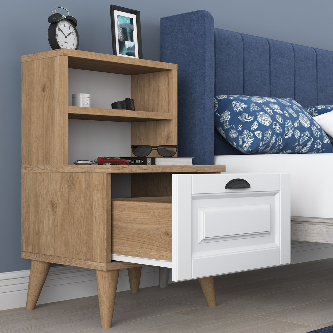 Éjjeliszekrény BD105 - 2786 - Walnut-VASBÚTOR