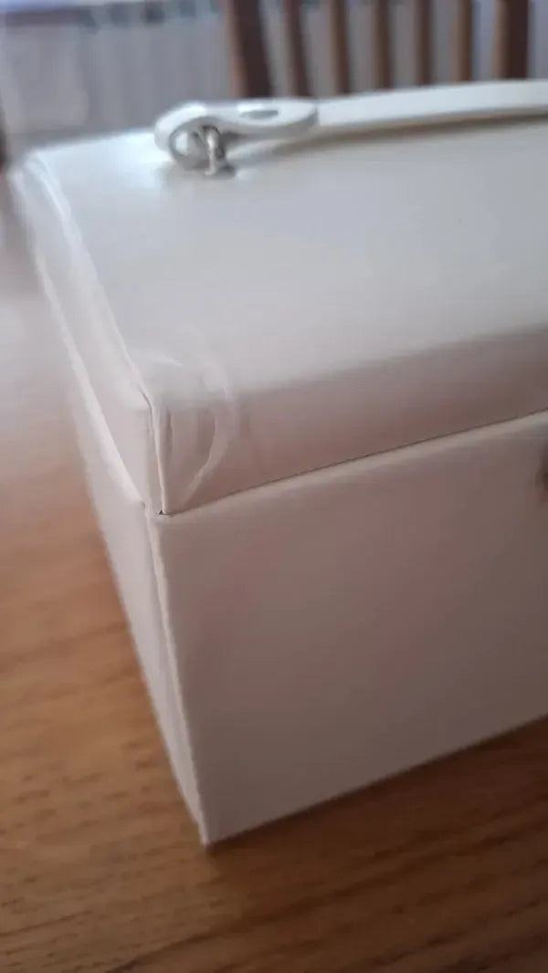Ékszerdoboz, zárható ékszertartó, 2 fiókkal, fehér (Outlet)-VASBÚTOR