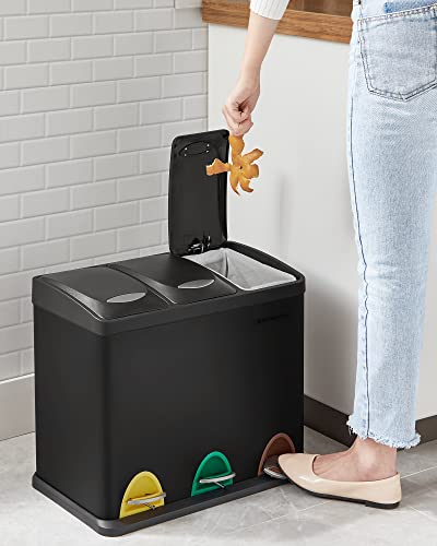 Kis szelektív konyhai hulladékgyűjtő, pedálos fedéllel, 3 x 8 literes vödörrel, acél, fekete-VASBÚTOR