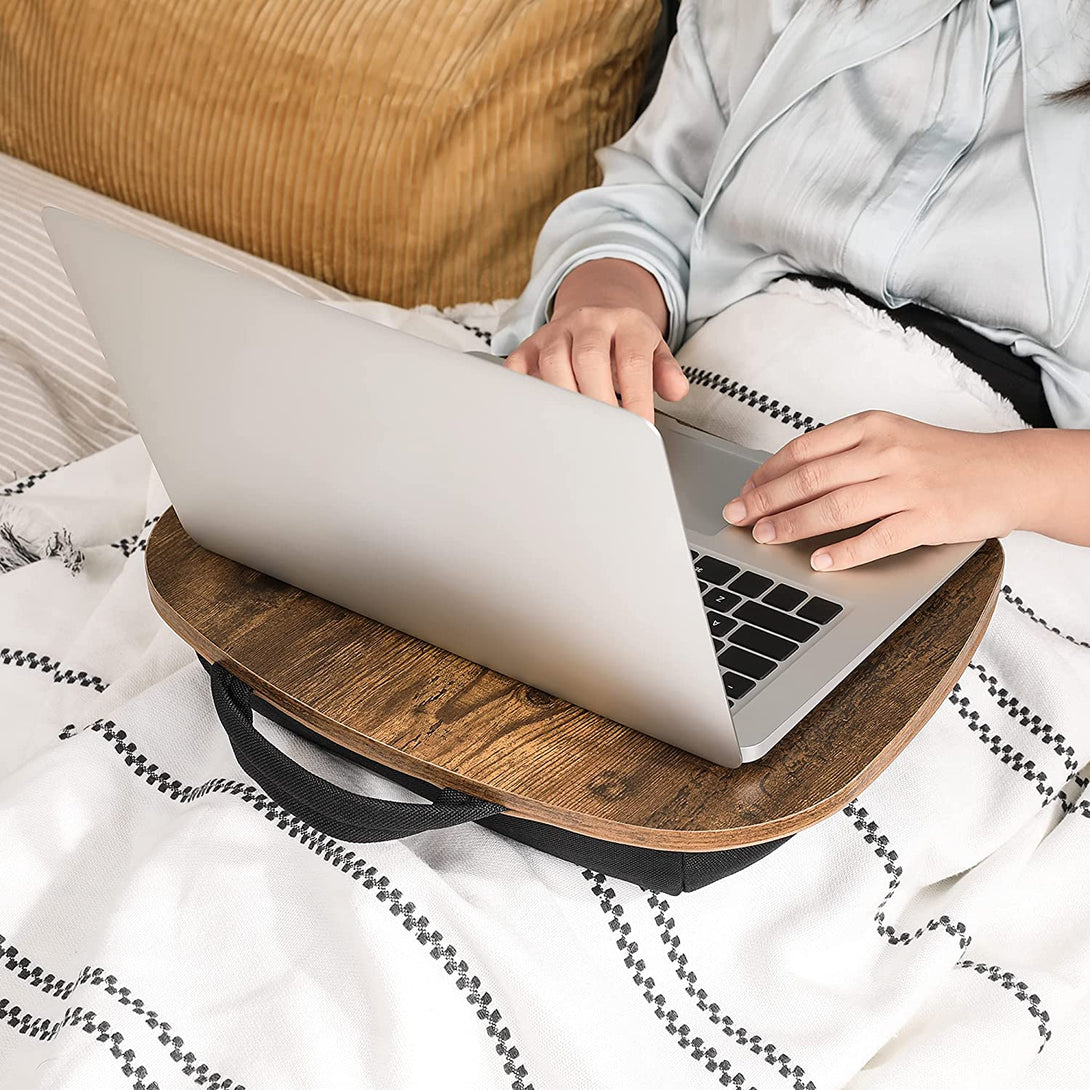 Laptop párna ágyra, párnázott laptop asztal, fogantyúval, rusztikus barna-VASBÚTOR