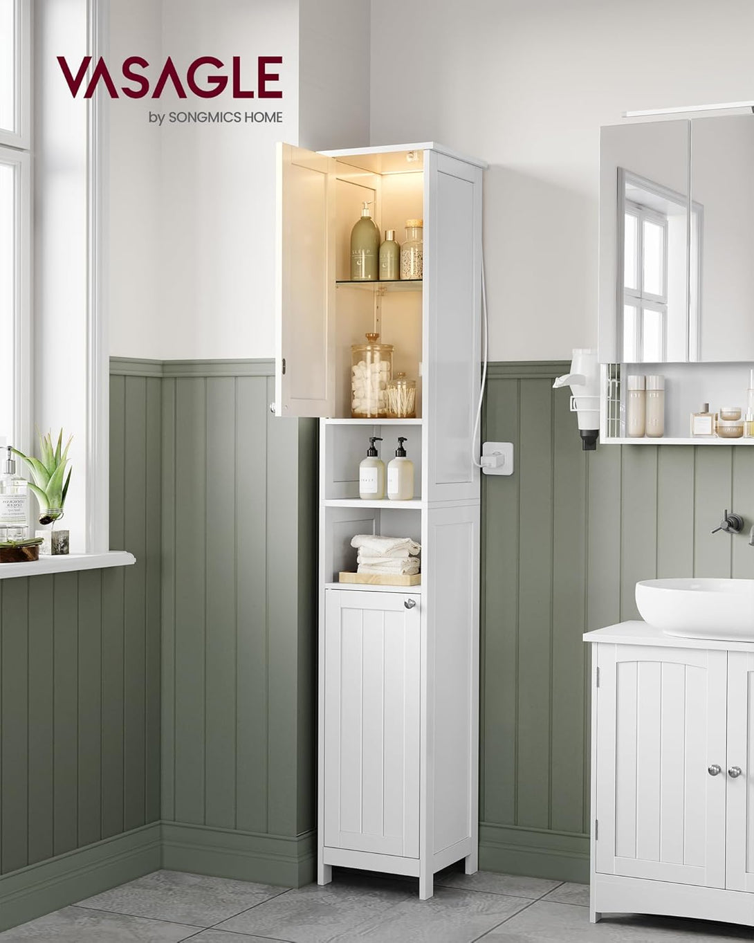 Magas és keskeny fürdőszobai szekrény világításal 170x30x30 fehér színben-VASBÚTOR