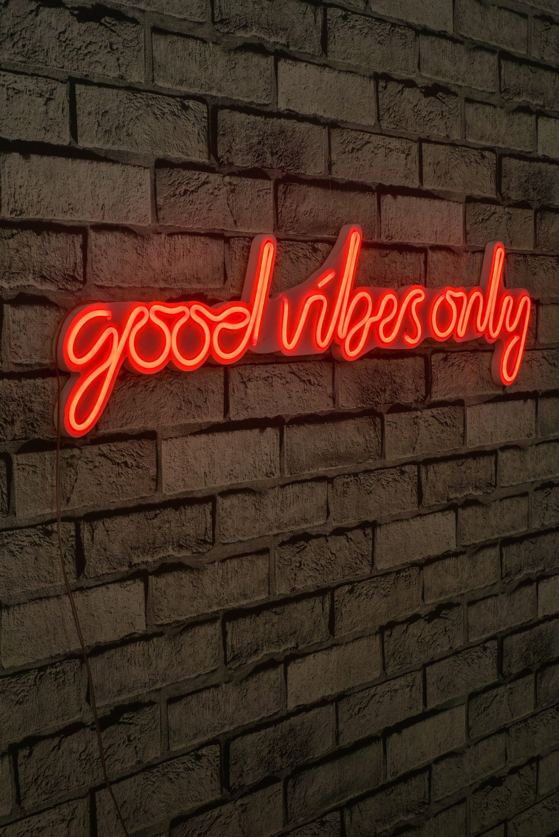Műanyag LED-es fali dekoráció, Good Vibes Only - Red-VASBÚTOR
